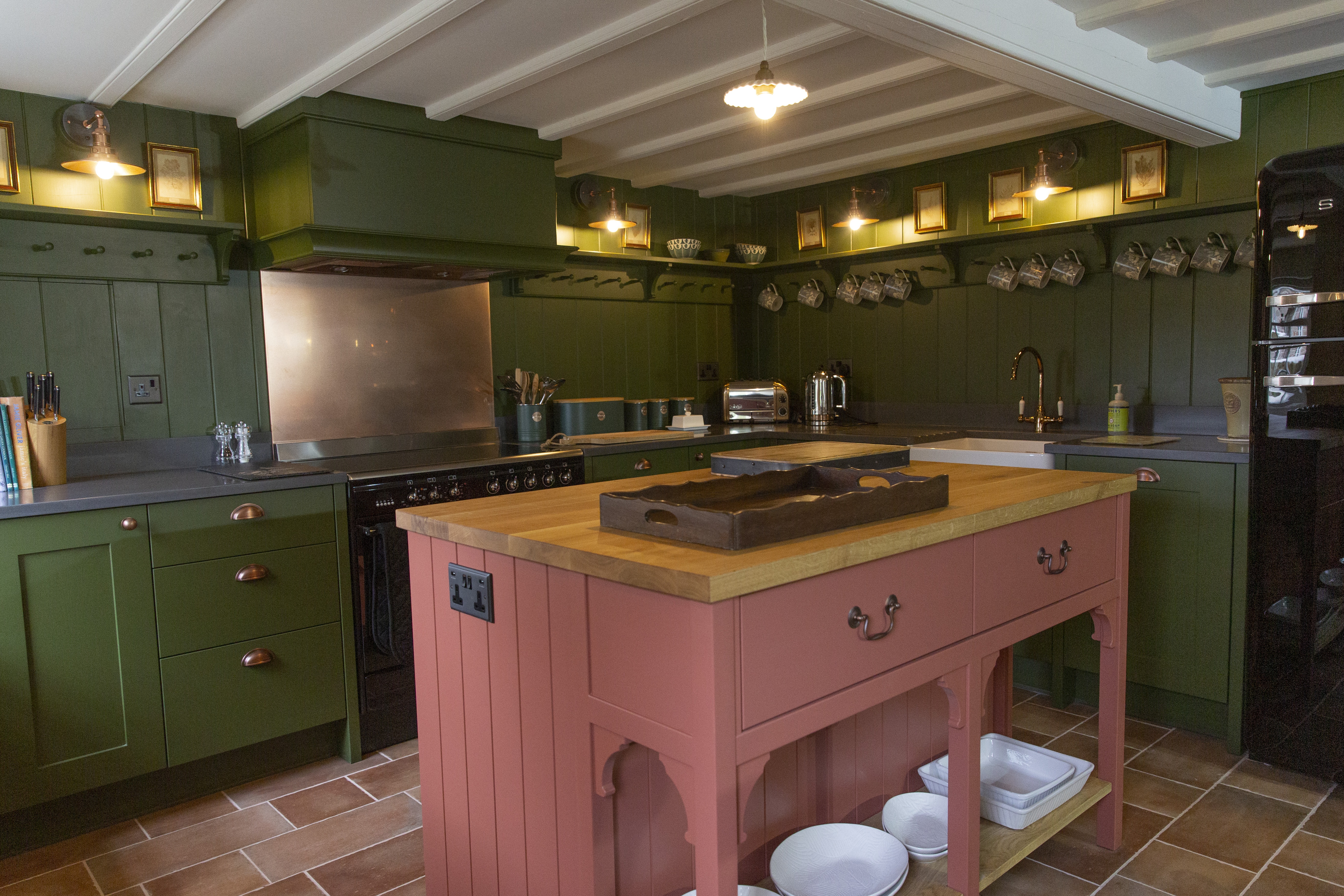 AN6A1141 Farmhouse Kitchen (1)